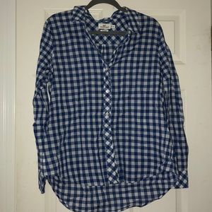 Vineyard Vines Button down- Relaxed fit